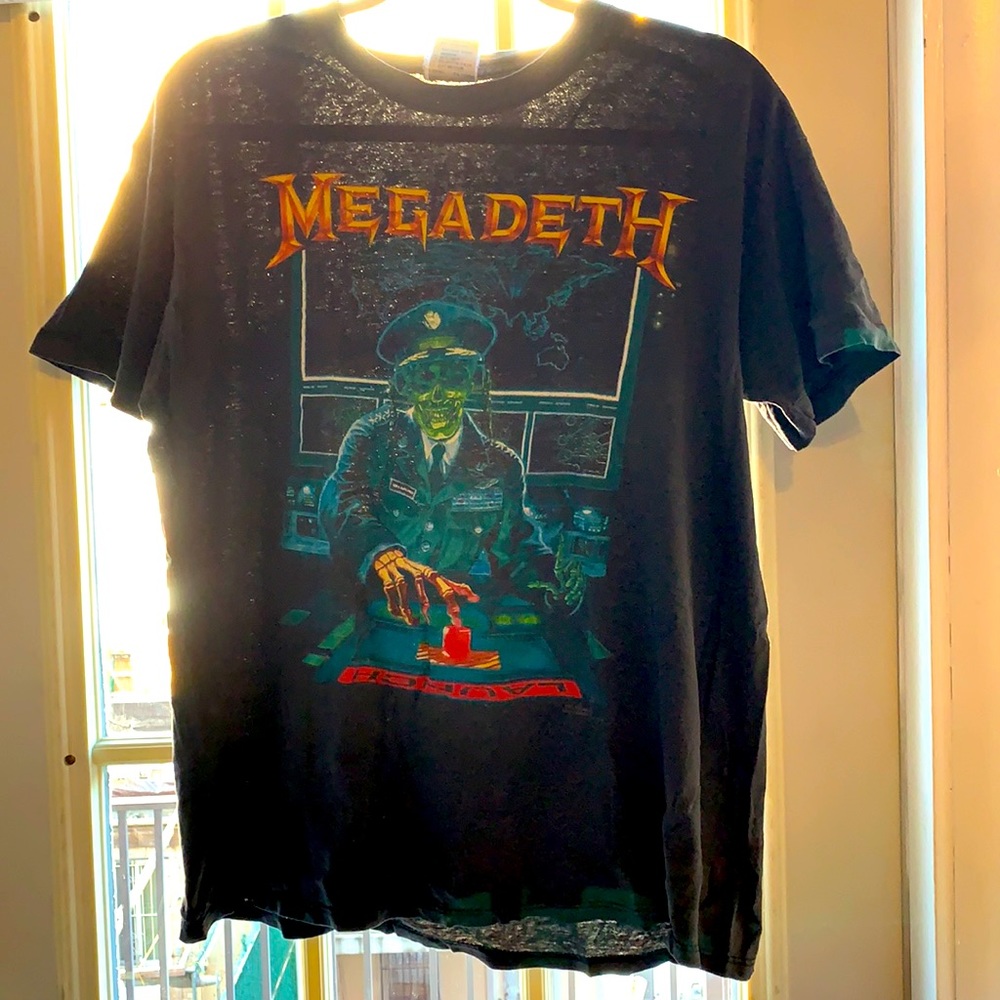 Men’s Black Short Sleeve Graphic Tee